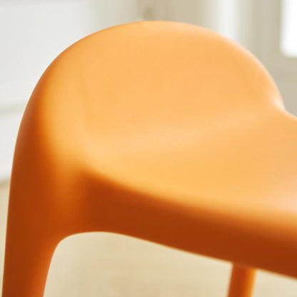 Modern Minimalist Curved PP Plastic Stackable Dining Chair Backless Armless For Dining Room