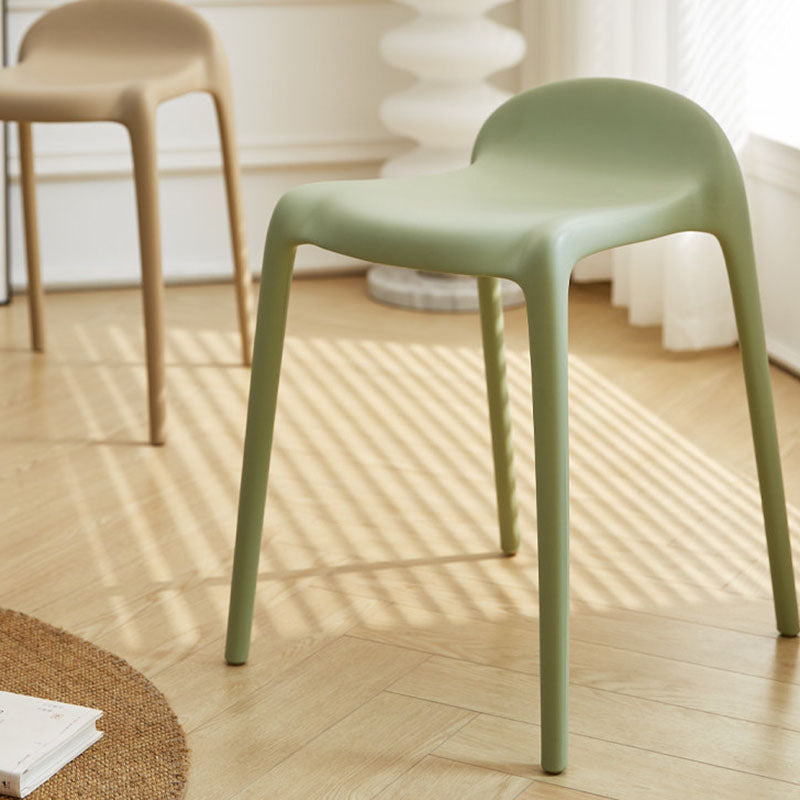 Modern Minimalist Curved PP Plastic Stackable Dining Chair Backless Armless For Dining Room
