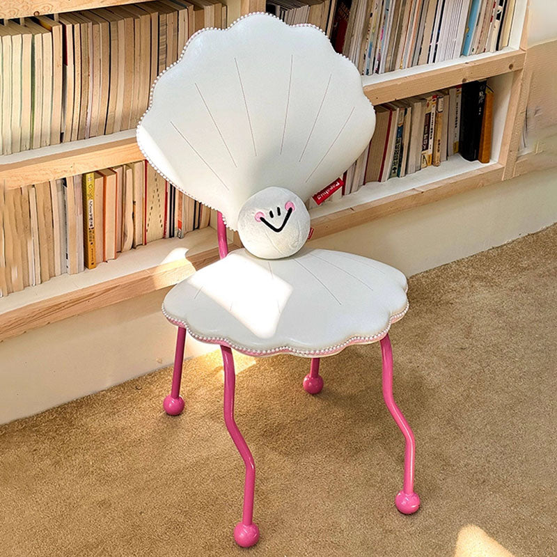 Contemporary Nordic Shell-Shaped Iron PU Leather Solid Wood Plywood Dining Chair Backrest For Dining Room