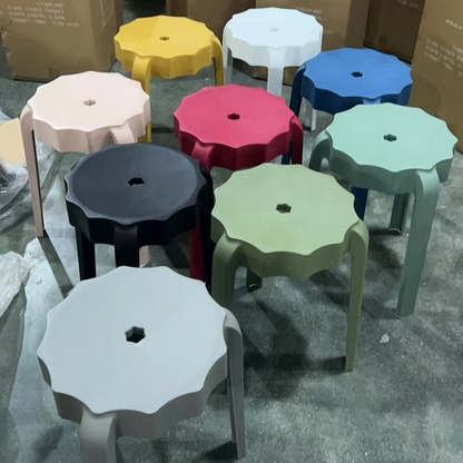 Modern Minimalist PP Petal-Shaped Stackable Low Stool For Living Room