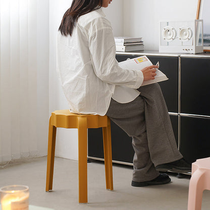 Modern Minimalist PP Petal-Shaped Stackable Low Stool For Living Room