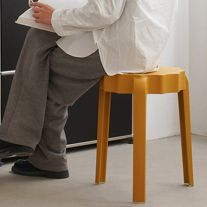 Modern Minimalist PP Petal-Shaped Stackable Low Stool For Living Room