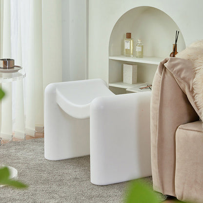 Contemporary Nordic Curved Seat PE Portable Stackable Footstool Low Stool For Living Room