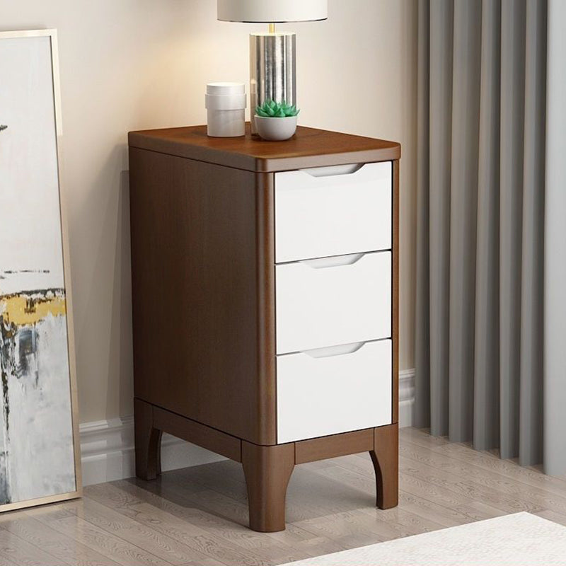 Contemporary Scandinavian Rectangular Solid Wood Nightstand 3-Drawer For Bedroom