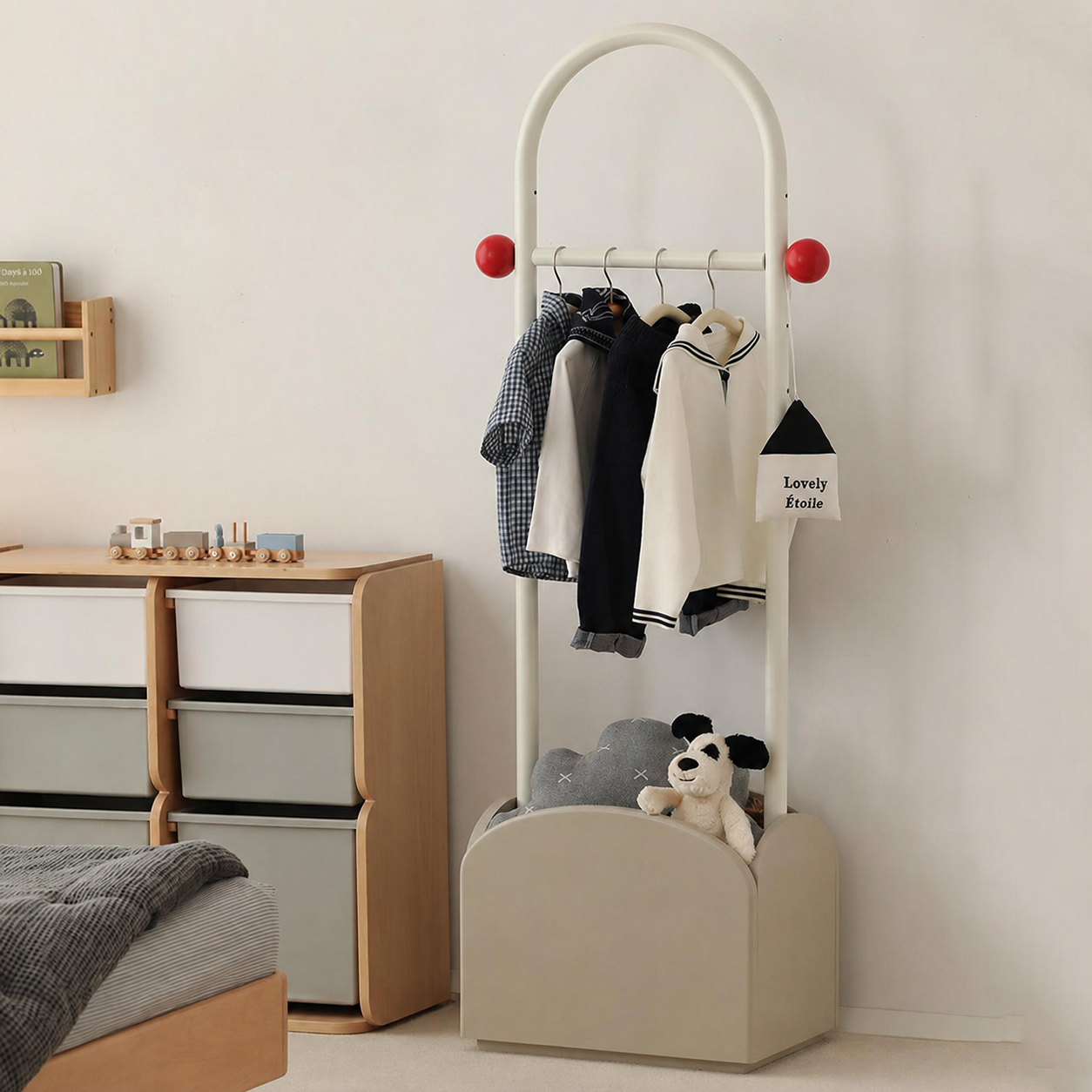 Space-Saving Kids Wardrobe Stand - Adjustable Carbon Steel Frame & Beech Wood Base Hall Tree For Entryway & Hallway