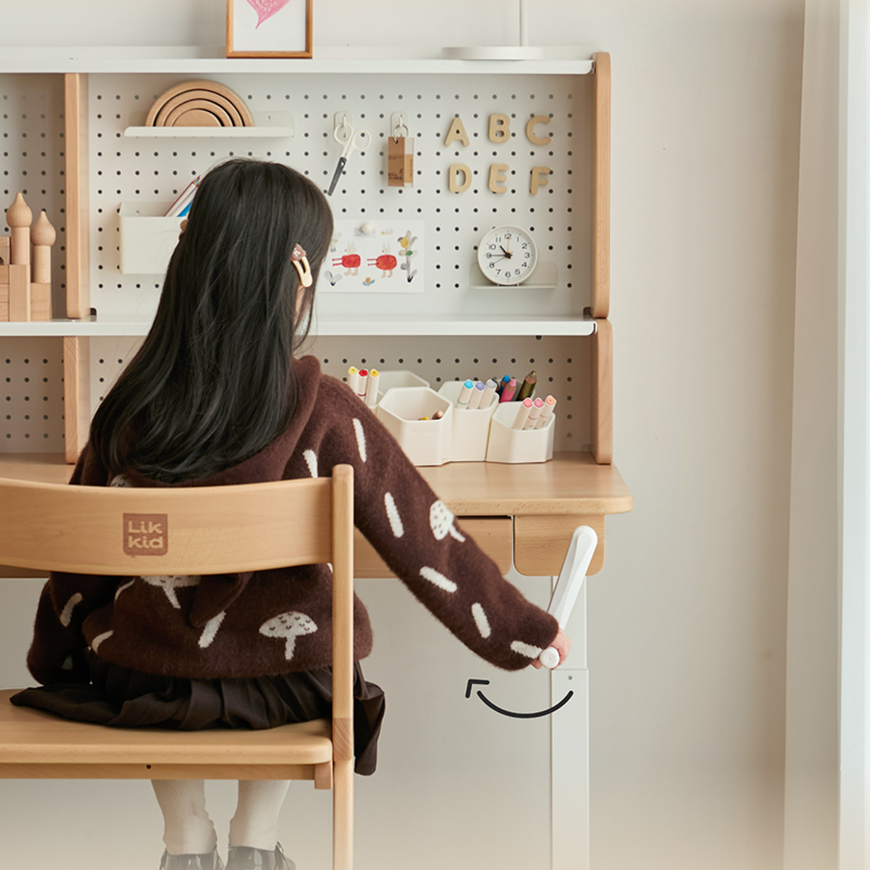 Growth-Oriented Kids Height-Adjustable Desk - Straight-Joint Beech & Carbon Steel Construction Study Desk For Study